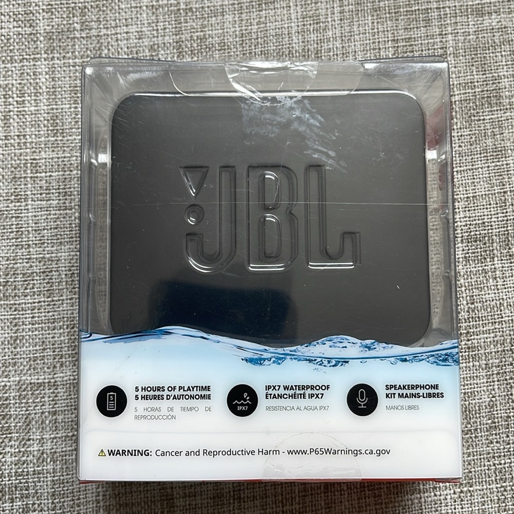 JBL GO2 PORTABLE BLUETOOTH SPEAKER! BLACK - Picture 2 of 5